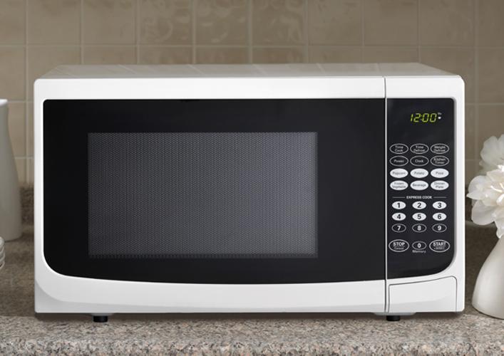 Danby .9 Cu. Ft. Countertop 900 Watt Microwave Sheely's Furniture